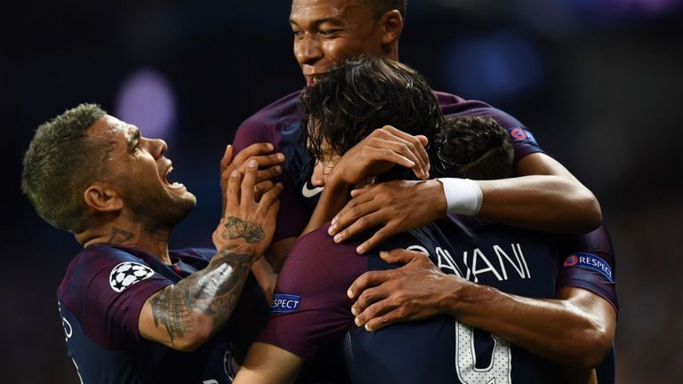 psg-cavani-alves